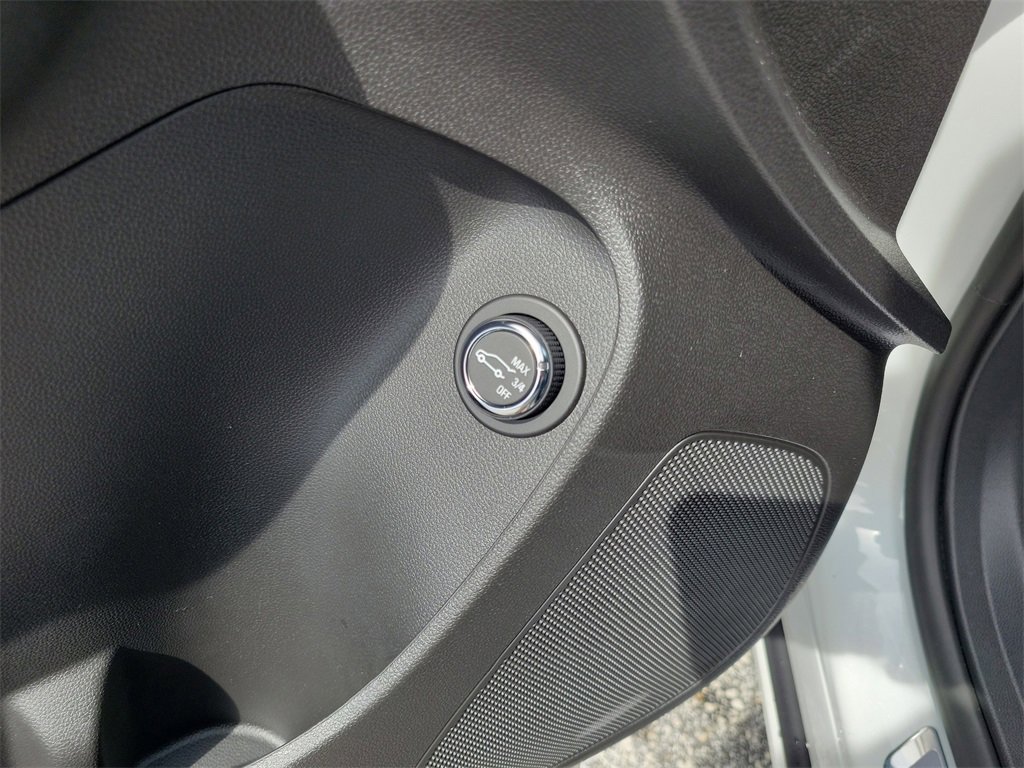 New 2025 Buick Envista Avenir image 10