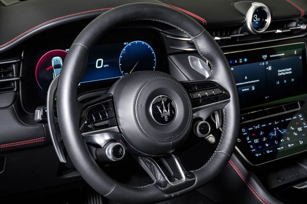 Certified 2023 Maserati Grecale Modena image 20