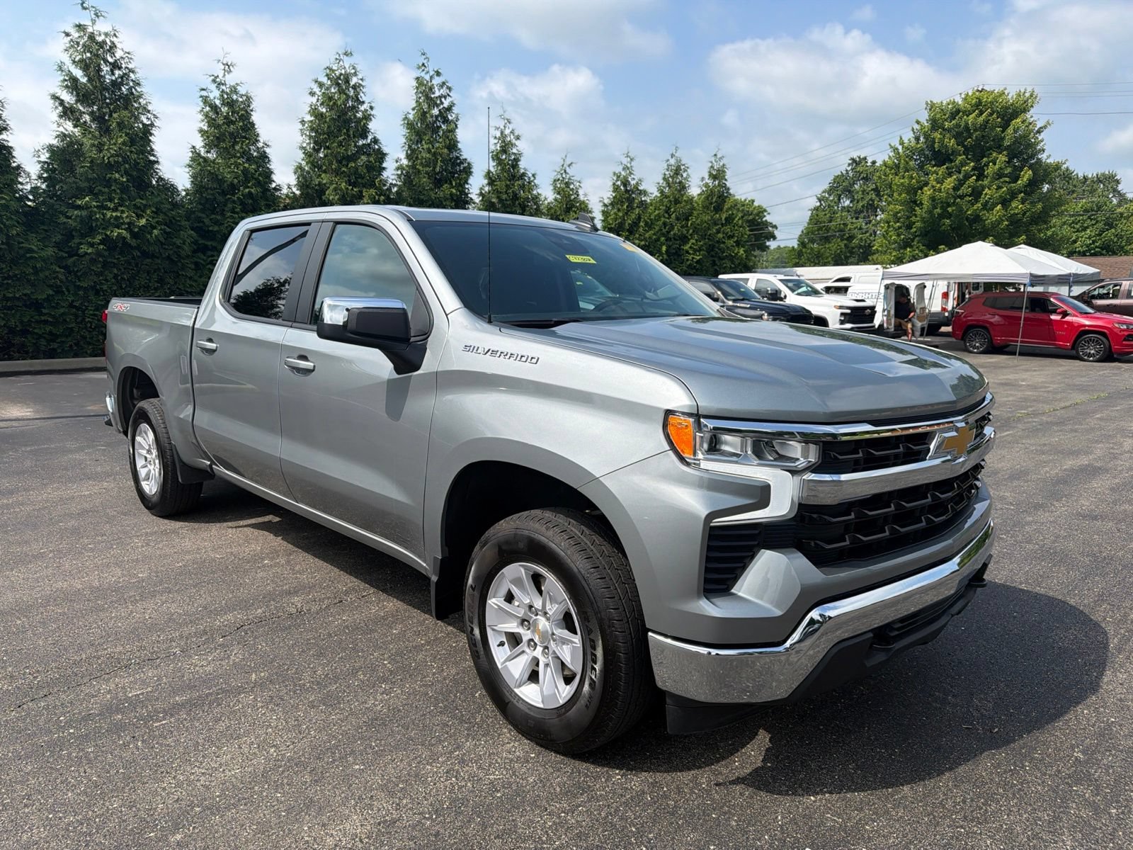 Used 2026 Chevrolet Silverado 1500 LT AWD/4WD image 7