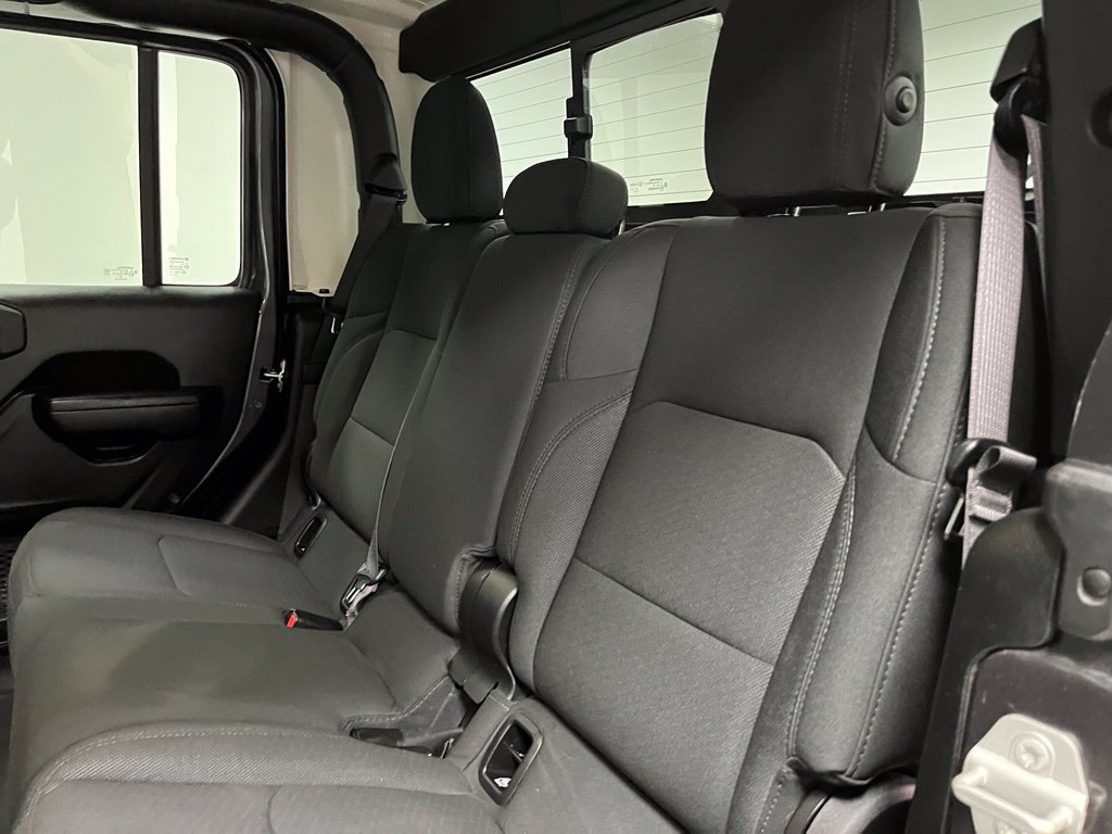 Used 2023 Jeep Gladiator Sport AWD/4WD image 48
