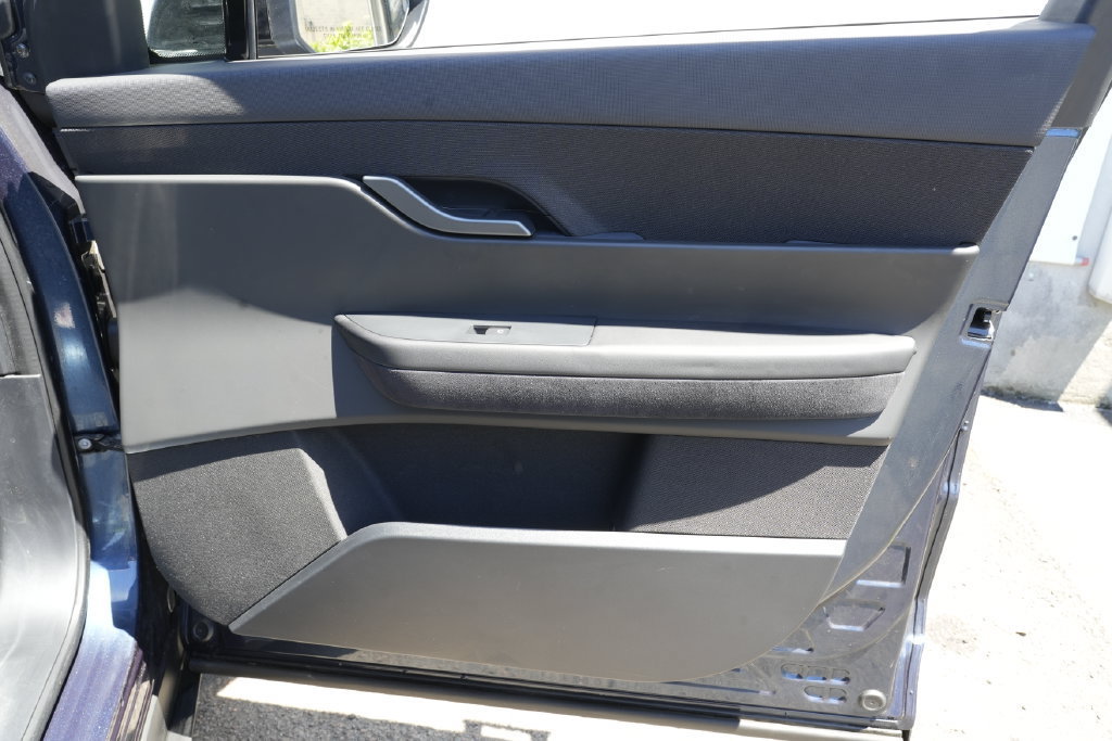 Used 2023 Fisker Ocean Extreme AWD/4WD image 35