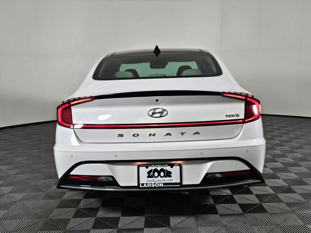 Used 2023 Hyundai Sonata Limited w/ Cargo Package image 4