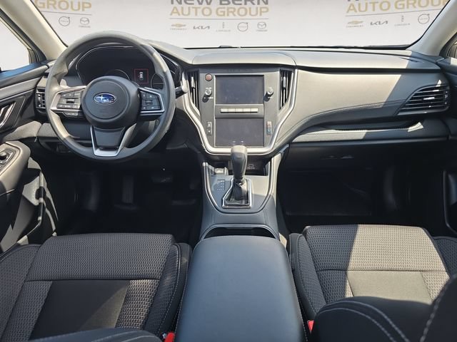 Used 2023 Subaru Outback AWD/4WD image 10