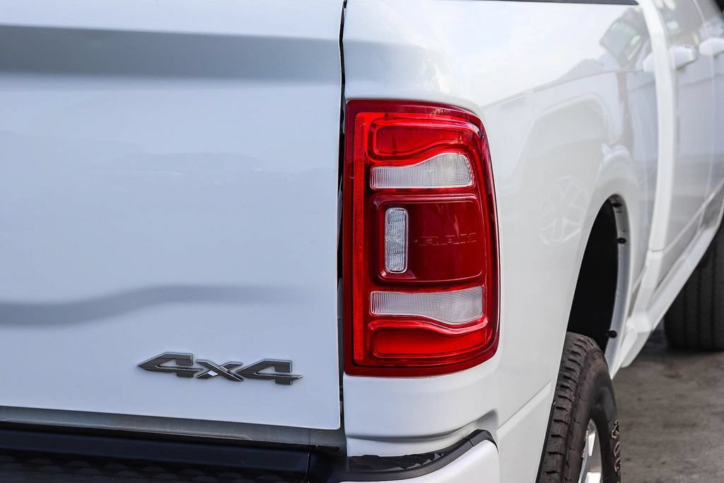 Used 2024 RAM 2500 Laramie AWD/4WD image 10