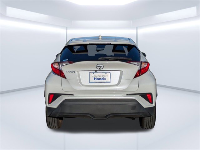 Used 2019 Toyota C-HR LE image 5