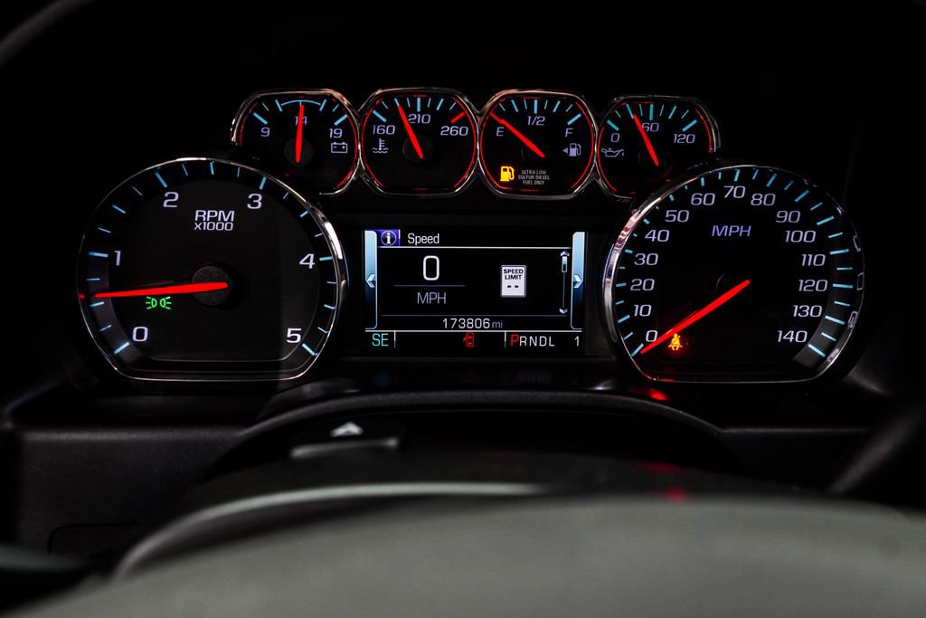 Used 2019 Chevrolet Silverado 3500 High Country w/ Duramax Plus Package image 37