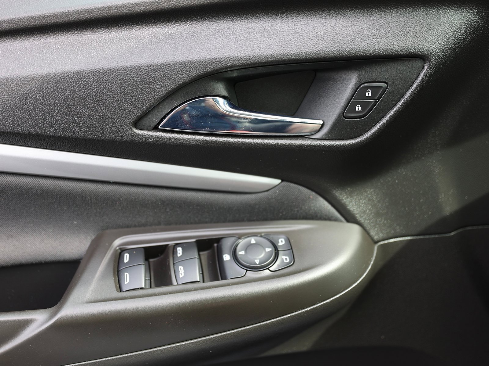 Certified 2022 Chevrolet Bolt EUV LT image 33