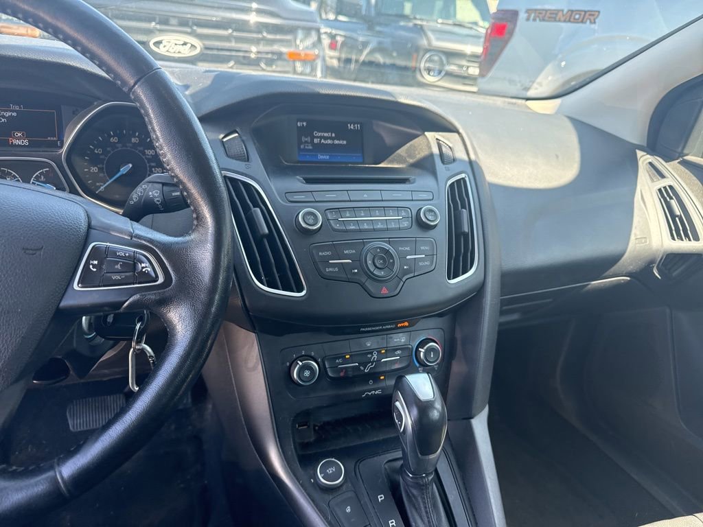 Used 2016 Ford Focus SE w/ Equipment Group 201A image 15