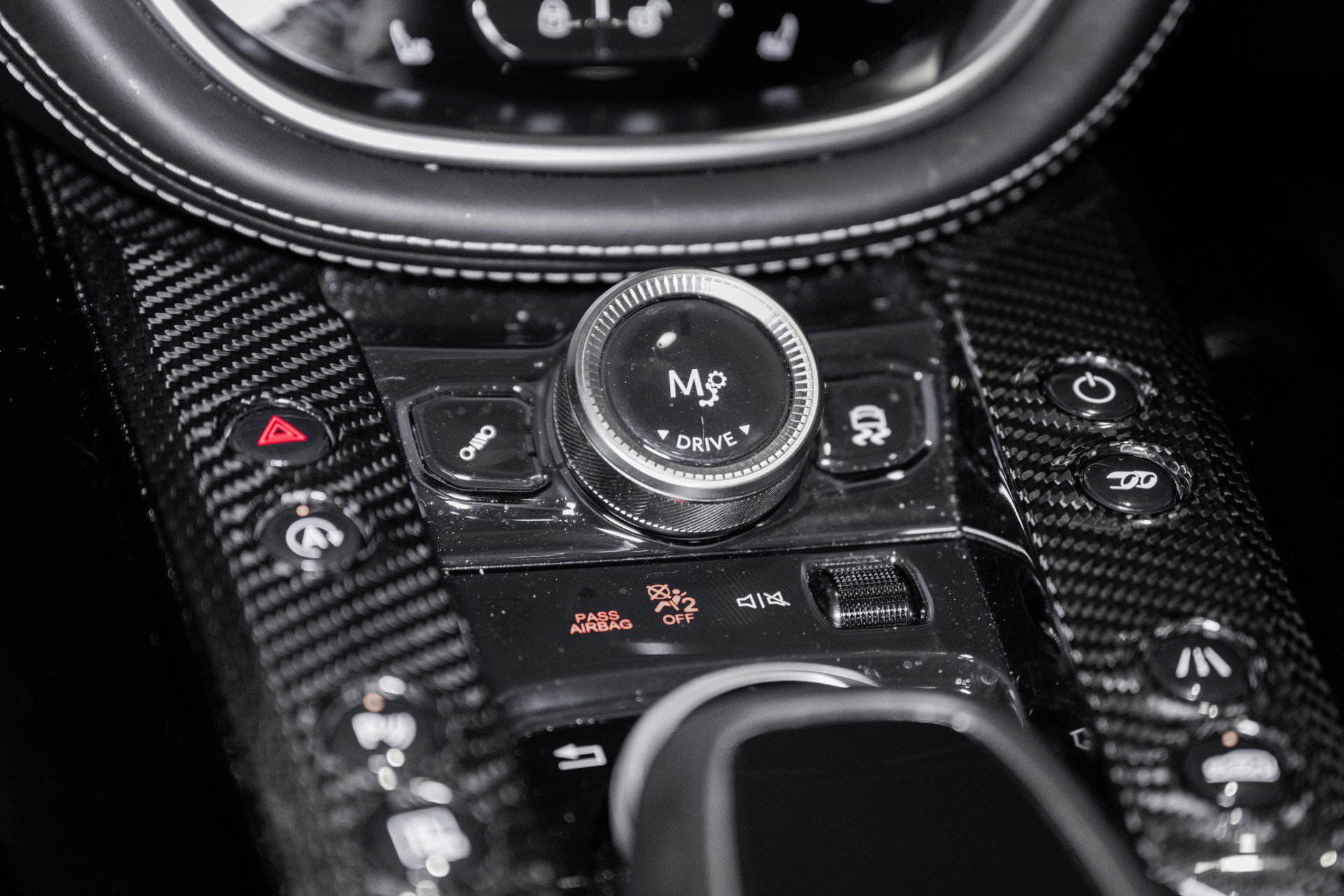 Used 2023 Aston Martin DBX 707 image 40