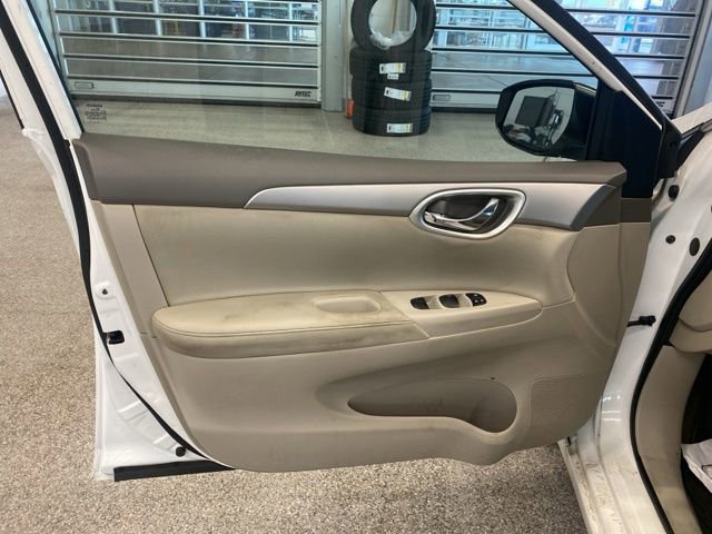 Used 2014 Nissan Sentra SV FWD image 18
