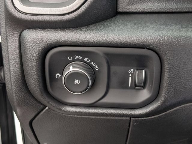 New 2026 RAM 3500 Tradesman w/ Chrome Appearance Group AWD/4WD image 15