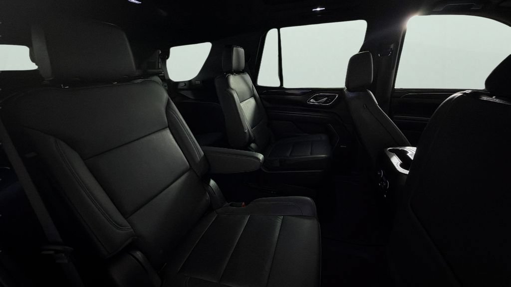 Certified 2022 Chevrolet Tahoe LT w/ Luxury Package AWD/4WD image 28