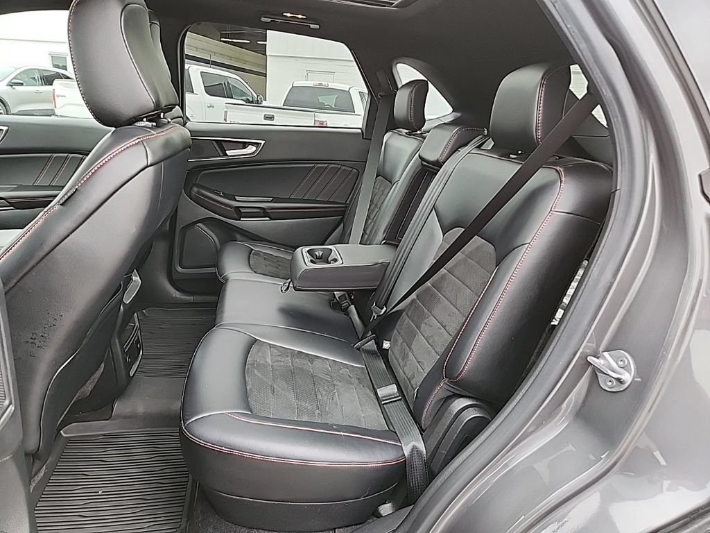 Used 2023 Ford Edge ST-Line AWD/4WD image 32