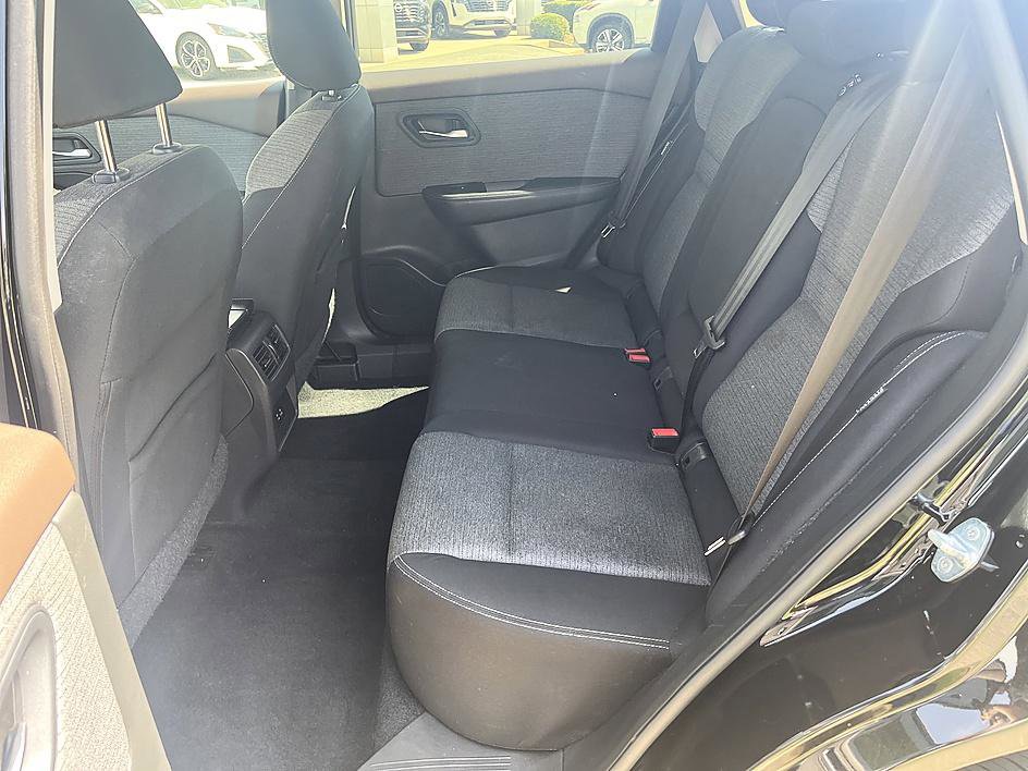 Certified 2022 Nissan Rogue SV image 22