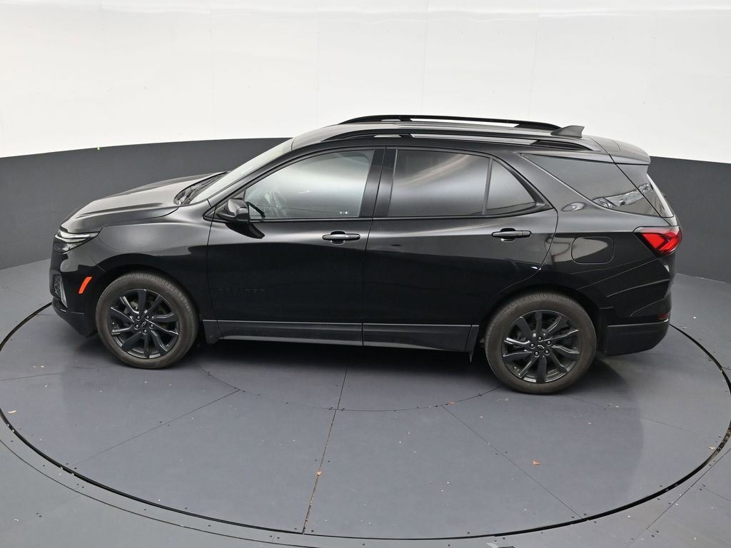 Used 2023 Chevrolet Equinox RS FWD image 13