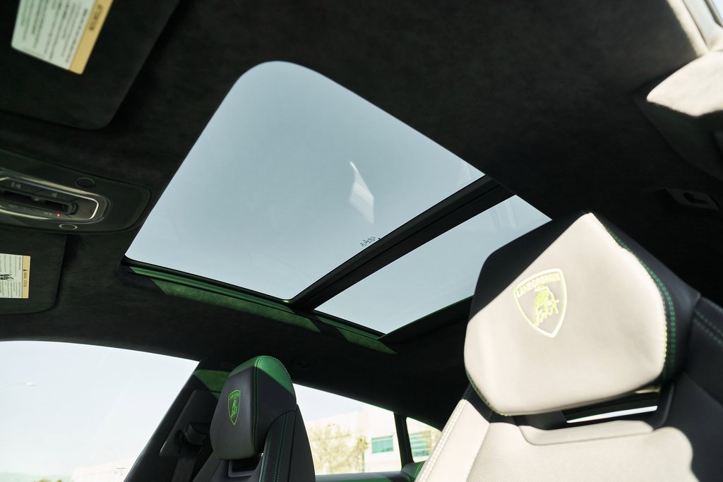 Used 2021 Lamborghini Urus image 46