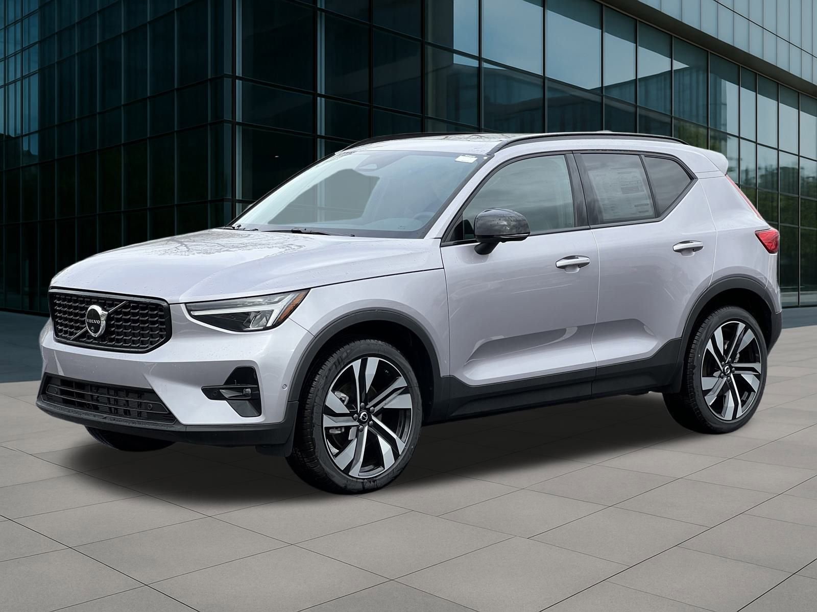 New 2026 Volvo XC40 B5 Plus w/ Protection Package Premier