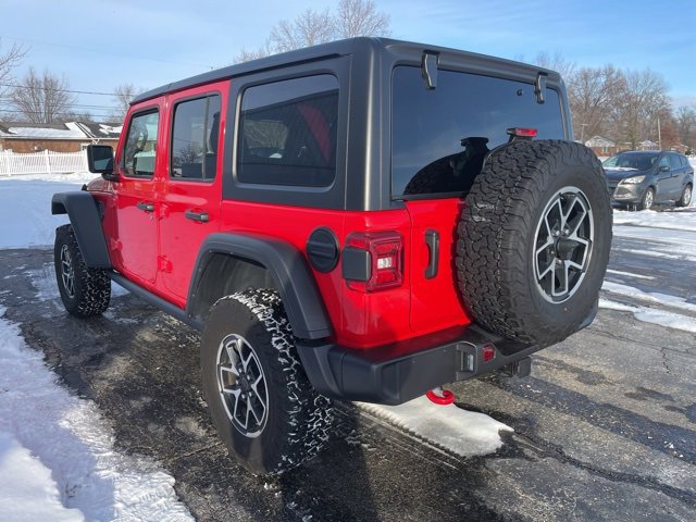 Used 2024 Jeep Wrangler Unlimited Rubicon w/ Dual Top Group image 2