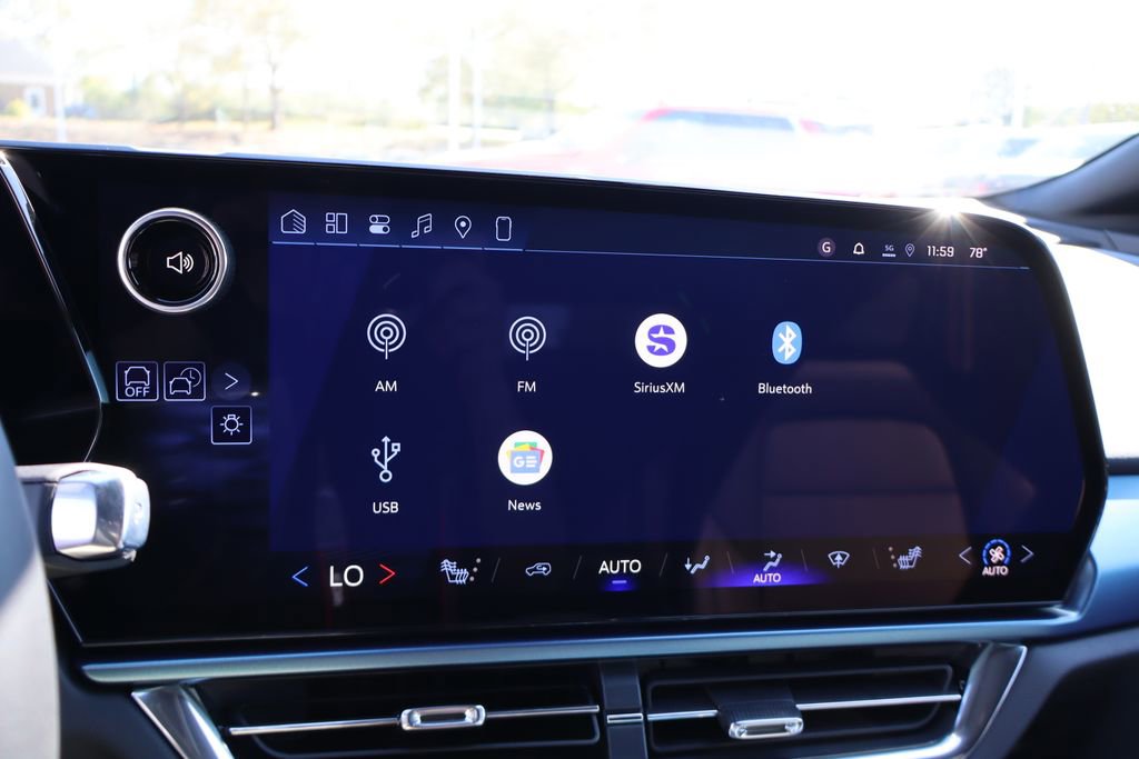 New 2026 Chevrolet Equinox EV LT image 20