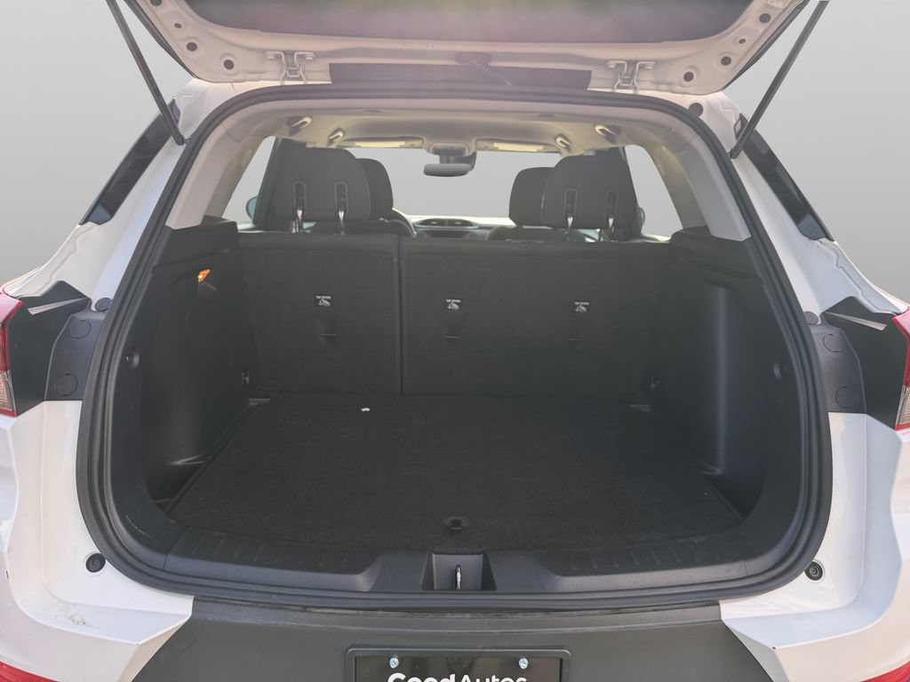 Used 2021 Chevrolet TrailBlazer L FWD image 22