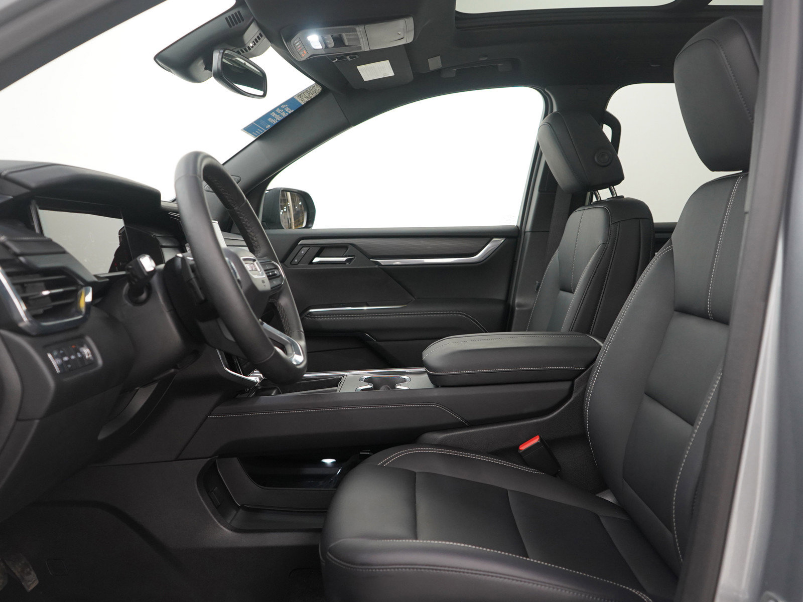 Used 2025 GMC Acadia Elevation w/ Elevation Premium Package image 24