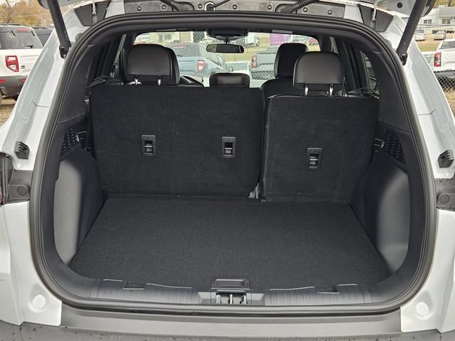 New 2026 Ford Escape ST-Line w/ Tech Pack #1 FWD image 8