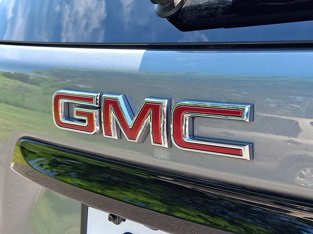 Used 2023 GMC Terrain SLE w/ Driver Convenience Package AWD/4WD image 30