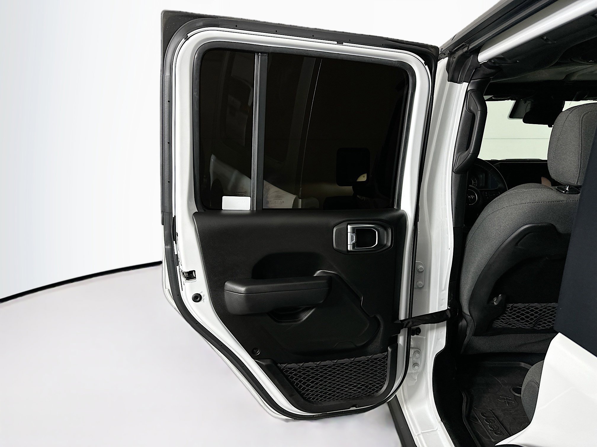 Used 2024 Jeep Wrangler Unlimited Rubicon image 24