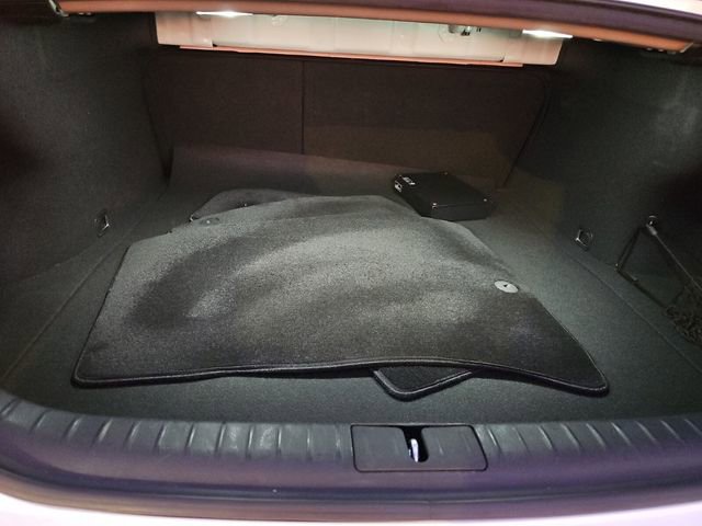 Used 2025 Genesis G70 2.5T image 17