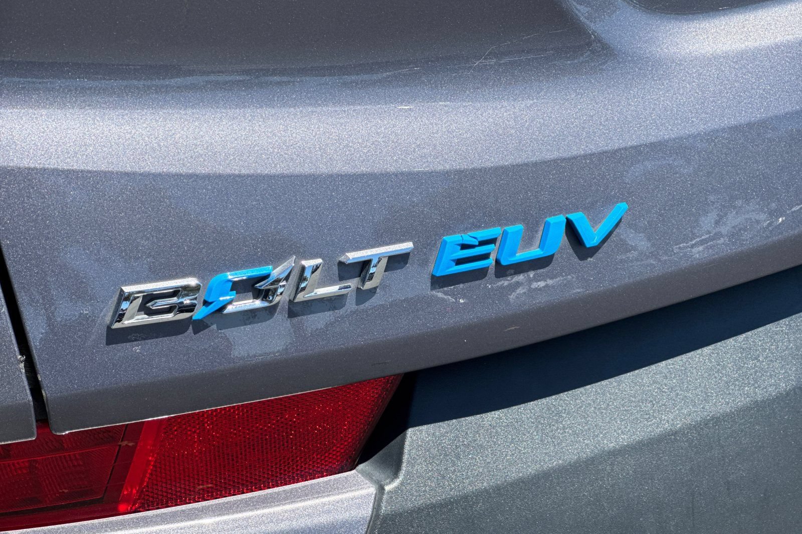 Used 2022 Chevrolet Bolt EUV Premier FWD image 31