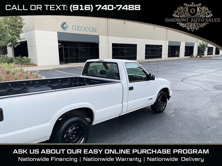 Used 2001 Chevrolet S10 Pickup 2WD Regular Cab w/ Comfort Convenience Pkg image 8