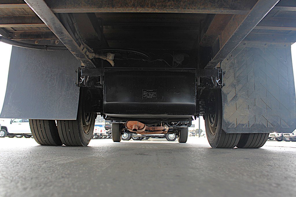 Used 2019 Isuzu NPR image 30