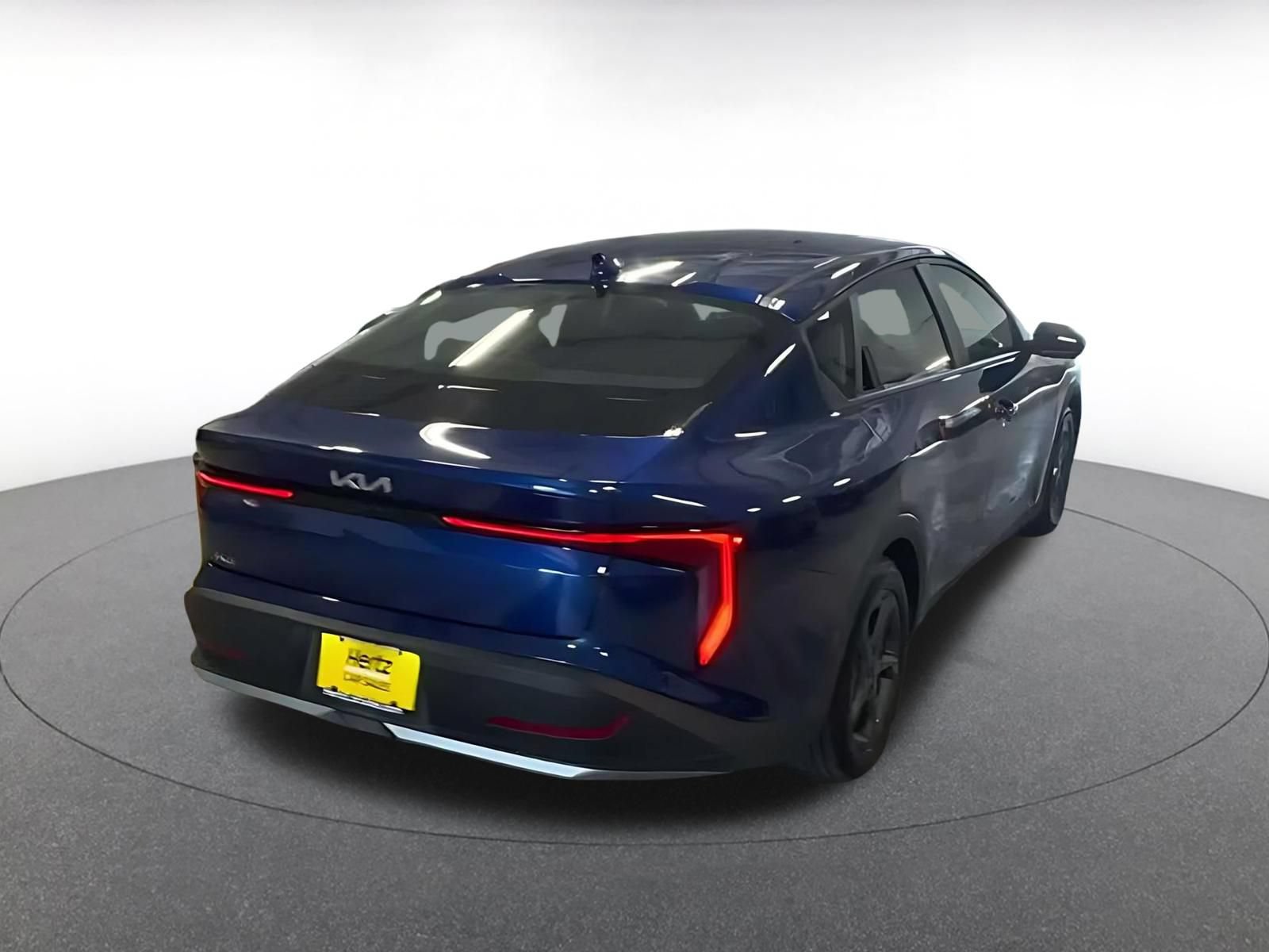 Used 2025 Kia K4 FWD image 13