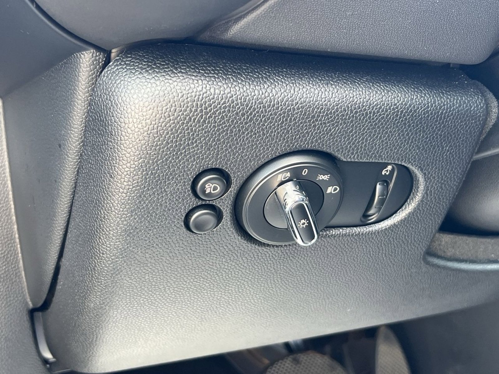 Used 2024 MINI Cooper S image 28