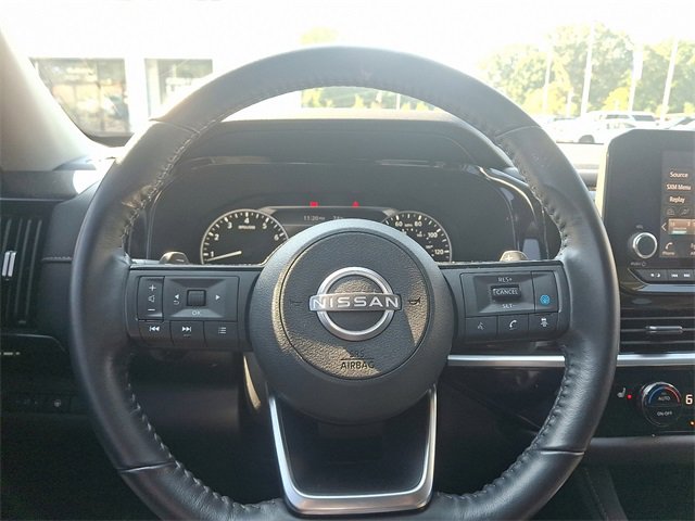 Used 2022 Nissan Pathfinder SV image 18