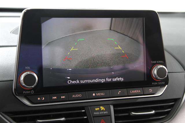 Used 2024 Nissan Altima 2.5 SR FWD image 12