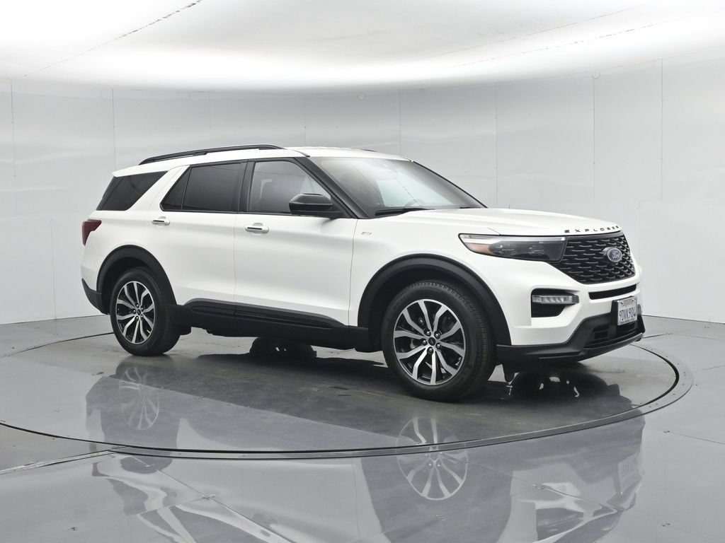 Used 2022 Ford Explorer ST-Line RWD image 32