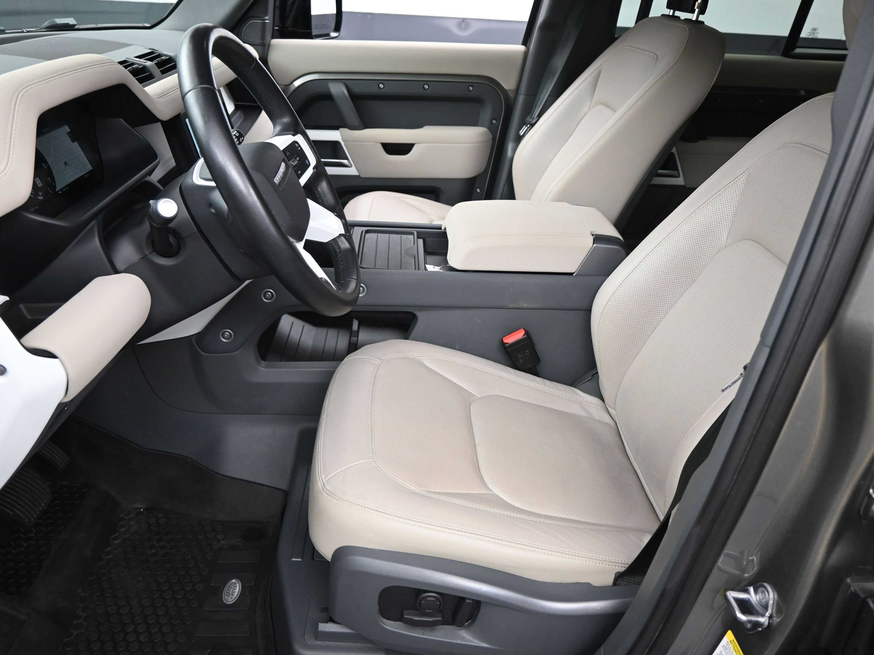 Certified 2023 Land Rover Defender 110 S image 5