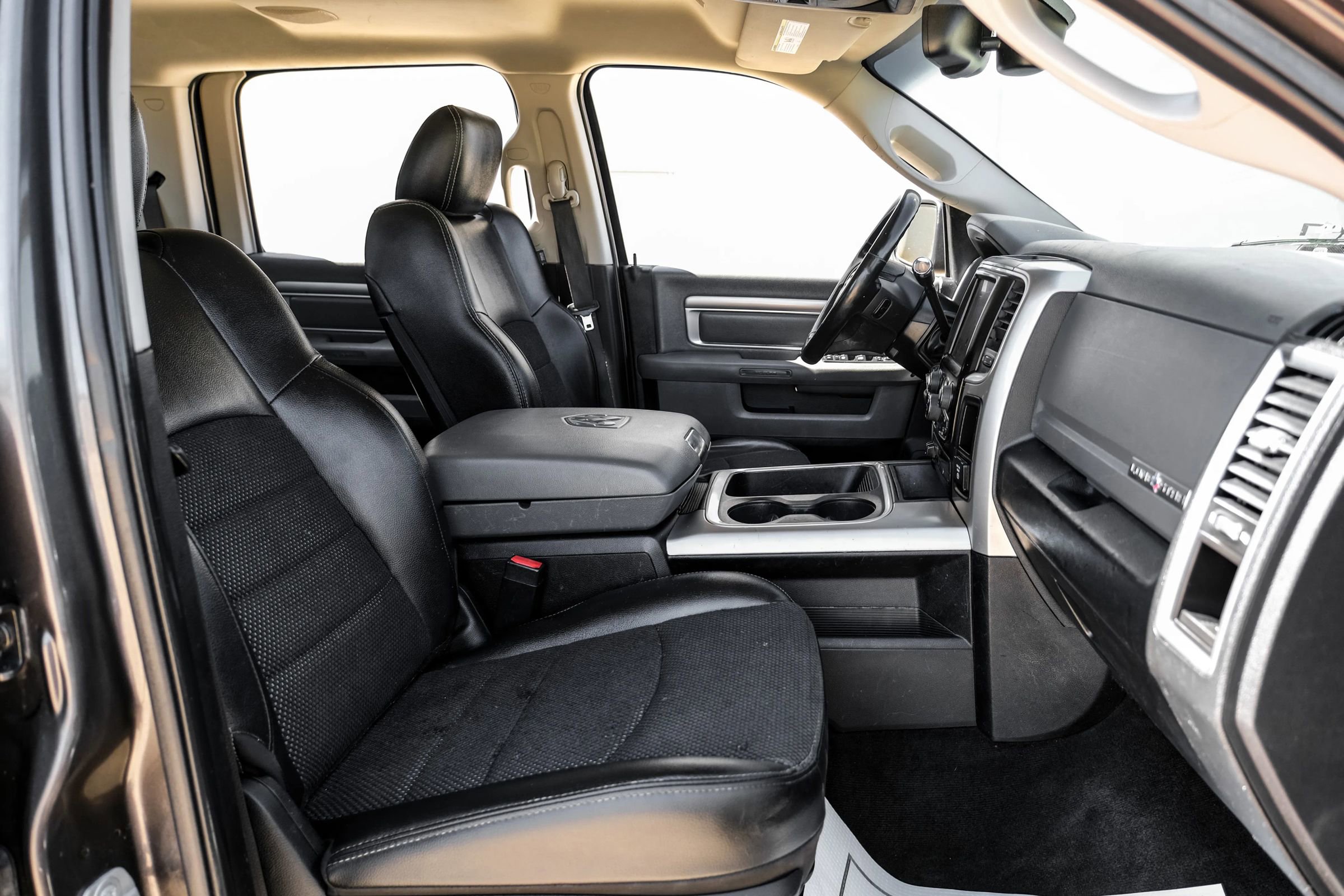 Used 2018 RAM 2500 Lone Star image 36