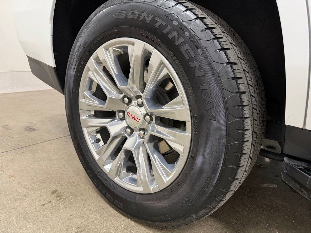 Certified 2023 GMC Yukon Denali image 17