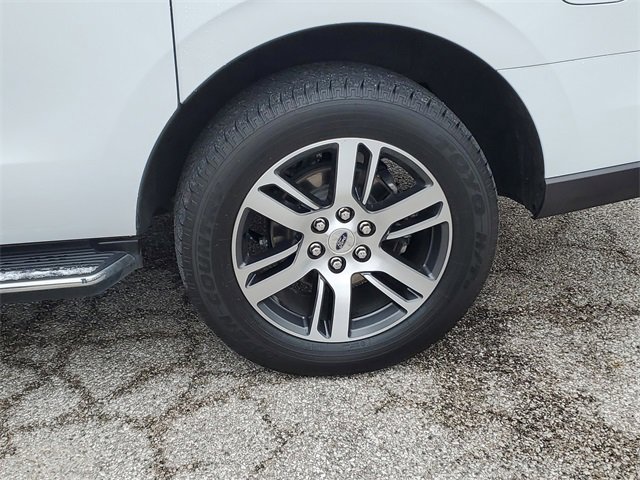 Used 2023 Ford Expedition Max Limited image 8
