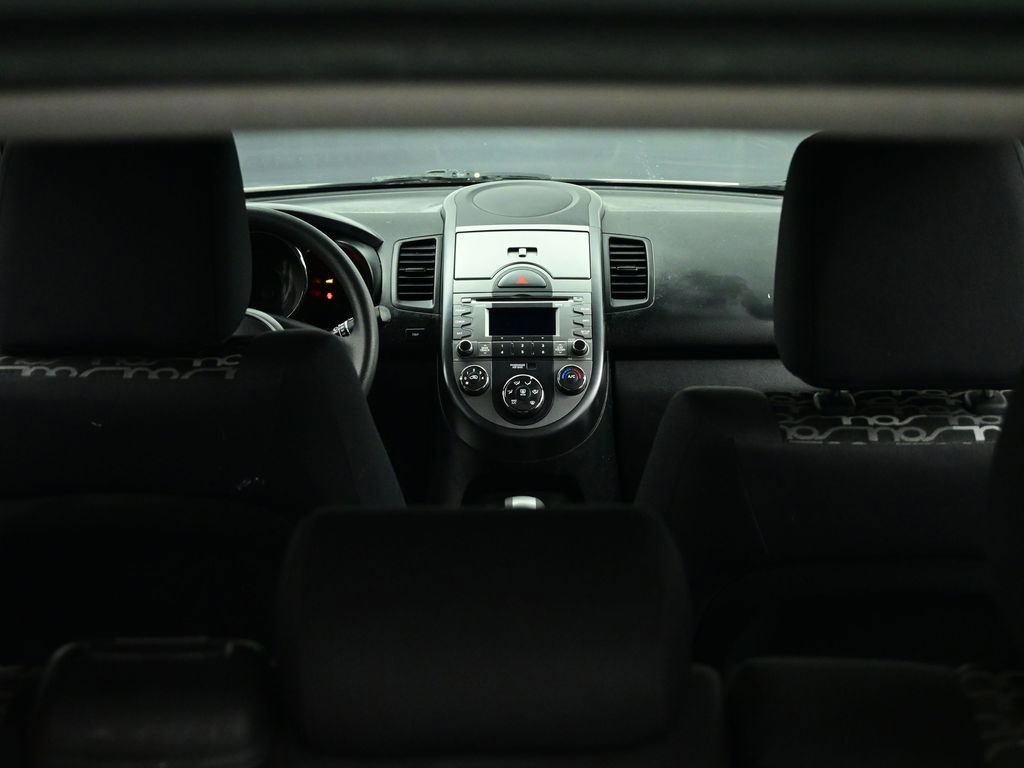 Used 2011 Kia Soul + image 64