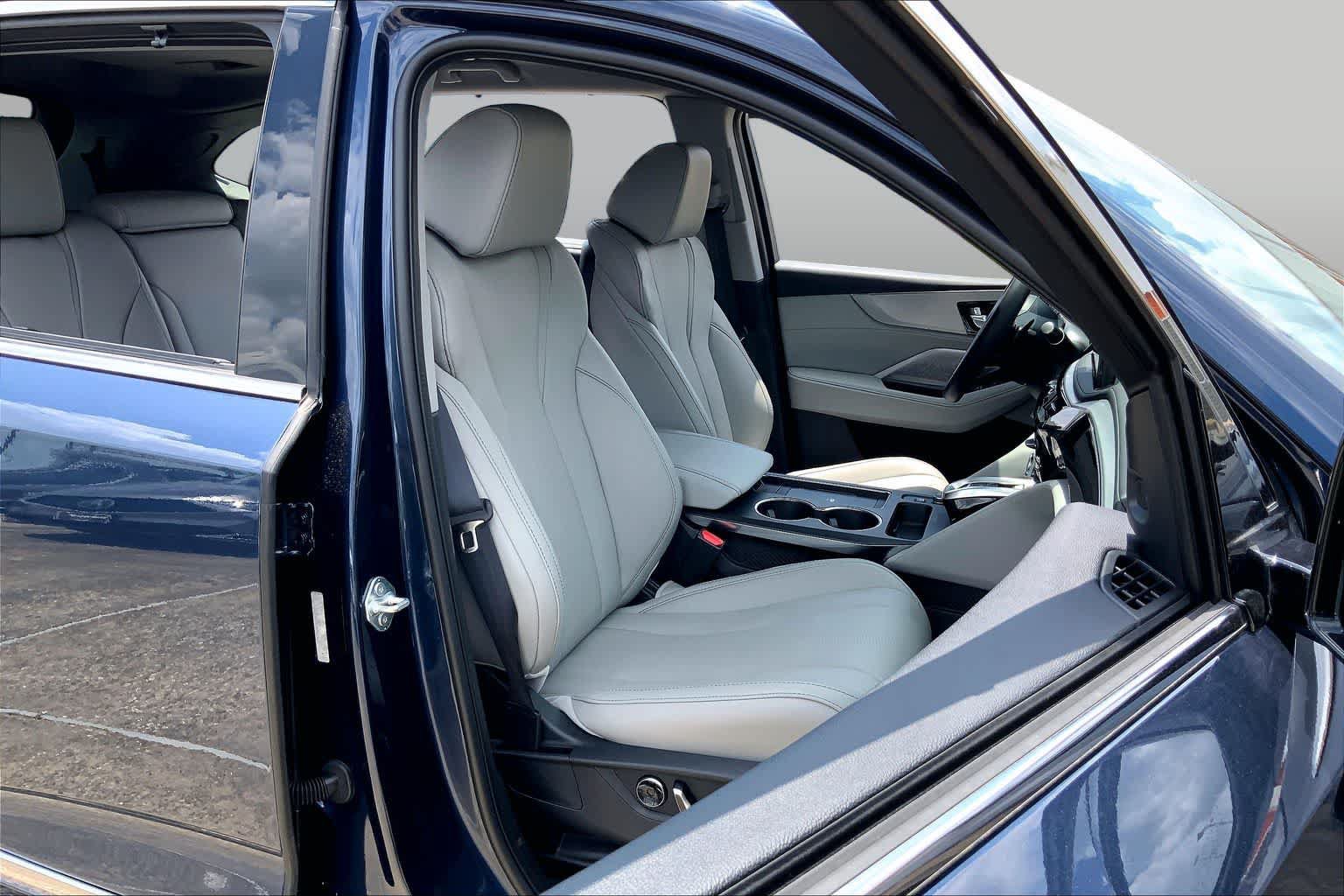 Certified 2026 Acura MDX FWD w/ Technology Package image 9