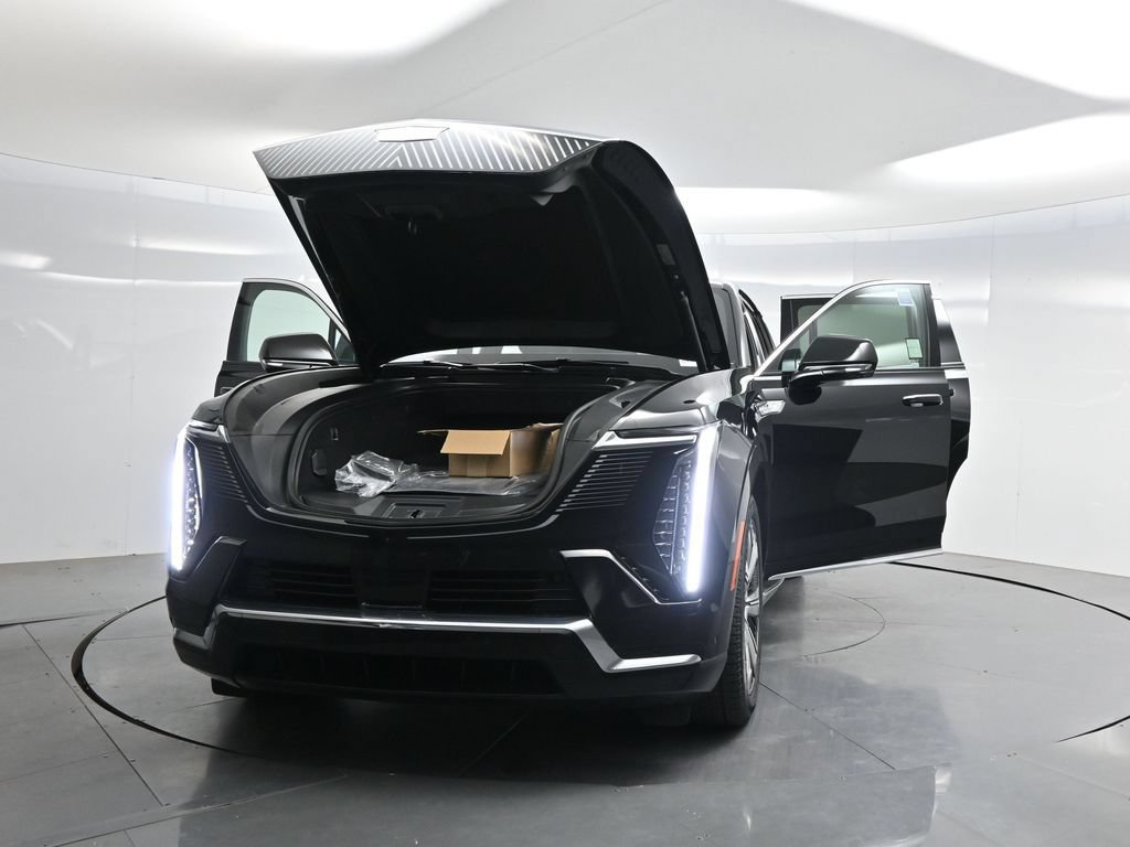 Used 2025 Cadillac Escalade IQ Luxury 2 w/ LPO, Premium Carpet Package AWD/4WD image 34