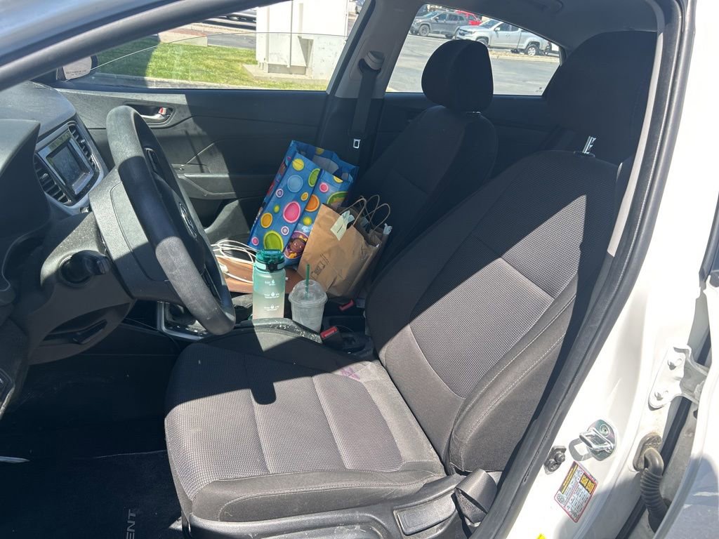Used 2019 Hyundai Accent SE FWD image 9