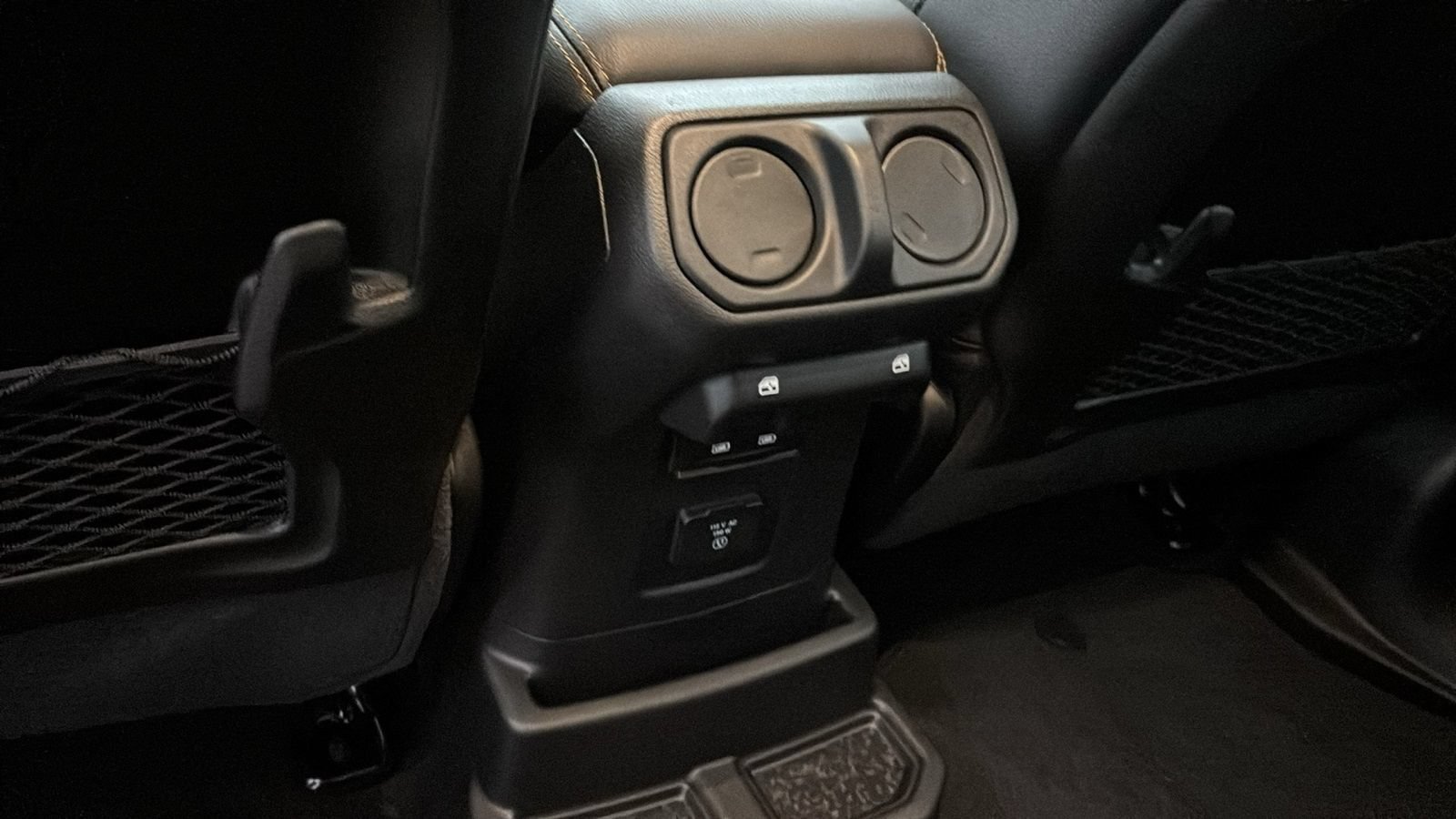 New 2025 Jeep Wrangler Unlimited Sahara AWD/4WD image 24
