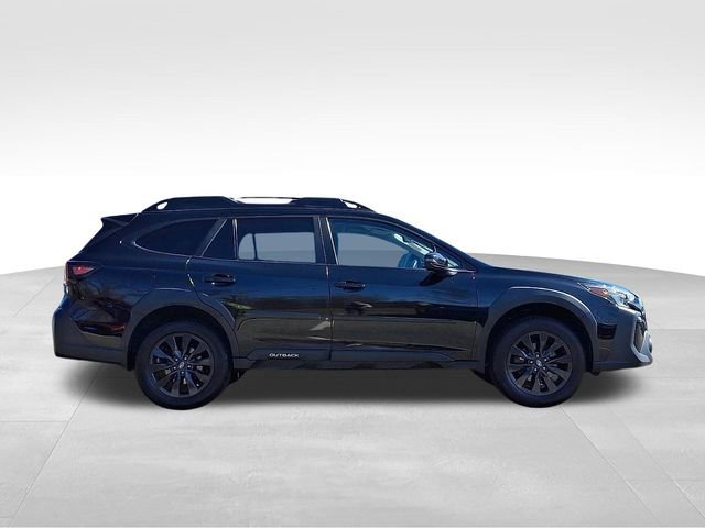 Used 2023 Subaru Outback Onyx Edition image 7
