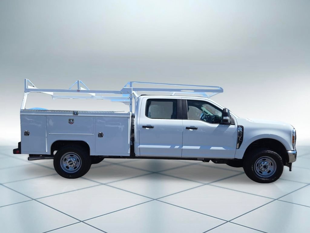 New 2026 Ford F350 XL w/ XL Chrome Package AWD/4WD image 3