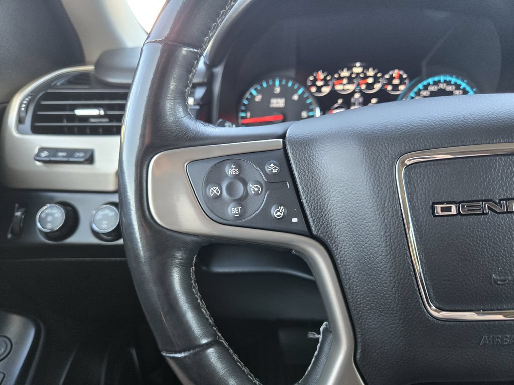 Used 2017 GMC Yukon XL Denali w/ Open Road Package AWD/4WD image 16