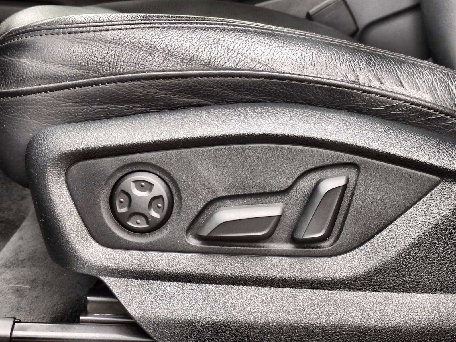 Used 2019 Audi Q7 2.0T Premium w/ Convenience Package image 17